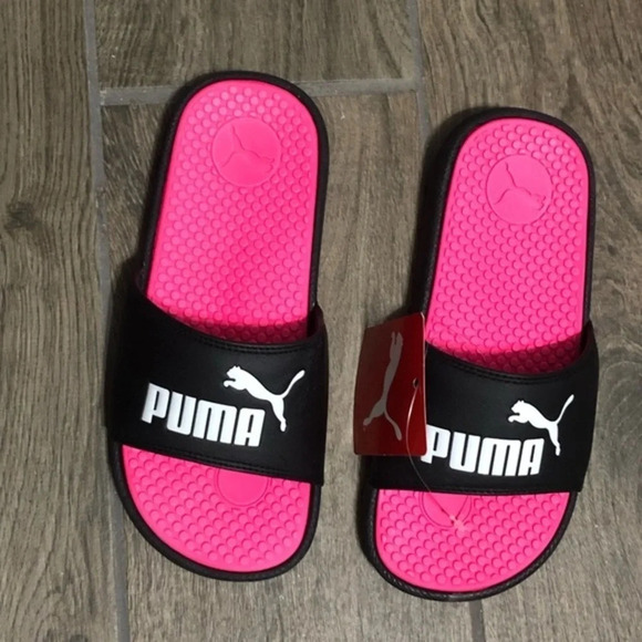 NWT Puma slides kids/junior size - Picture 2 of 2